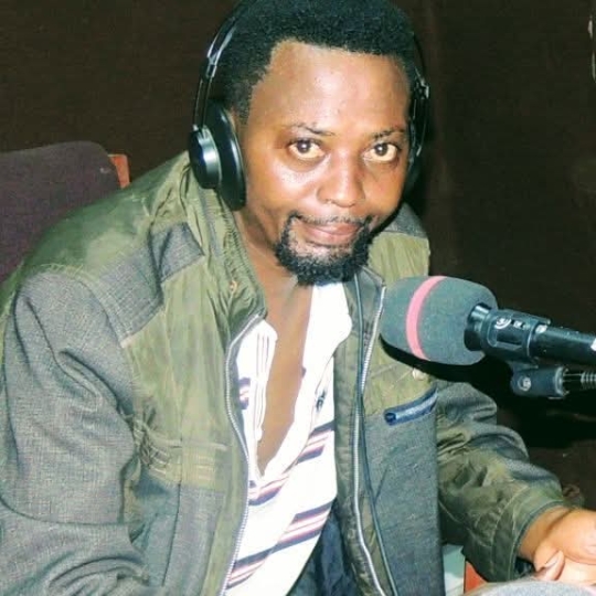 Tshikapa : décès du journaliste Benoît John Muyaya, la presse du Kasaï en deuil